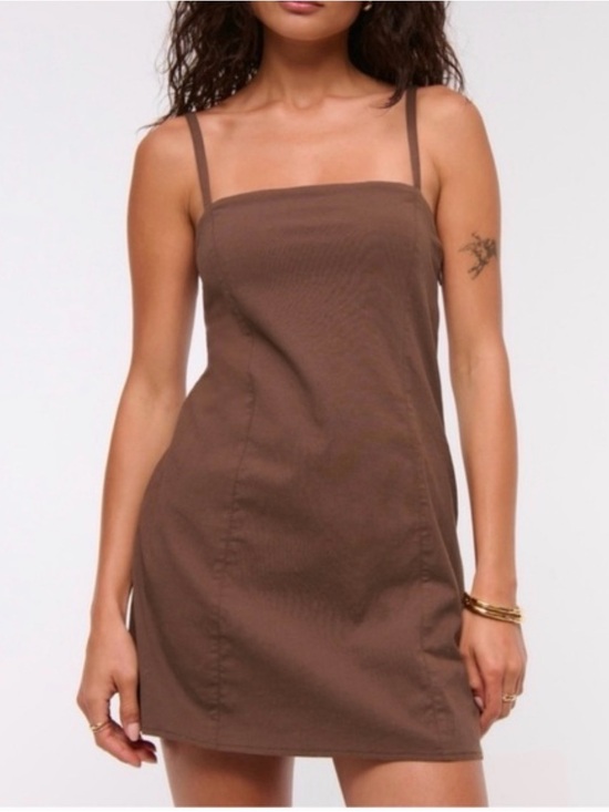 Abercrombie & Fitch Dresses & Skirts - New with tags - Abercrombie Everyday Skort Brown size large